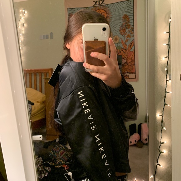 Nike windbreaker jacket brand new - Picture 3 of 5